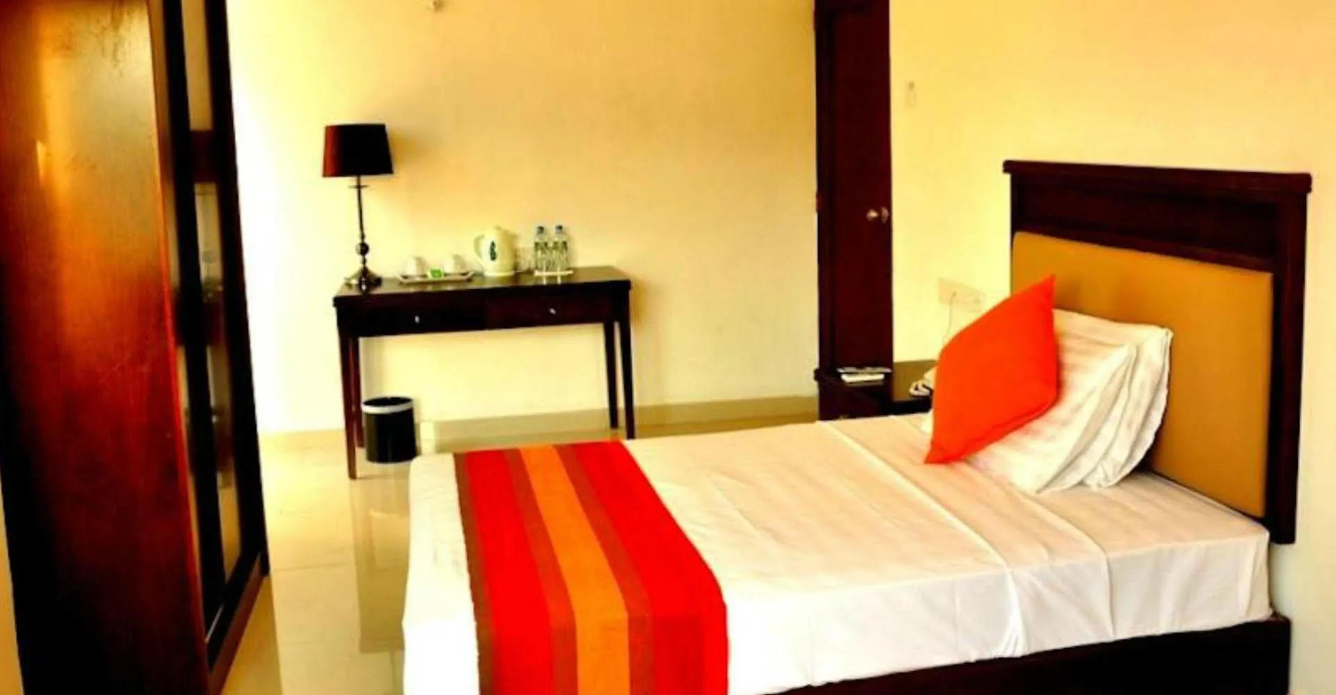 Sai Sea City Hotel Colombo